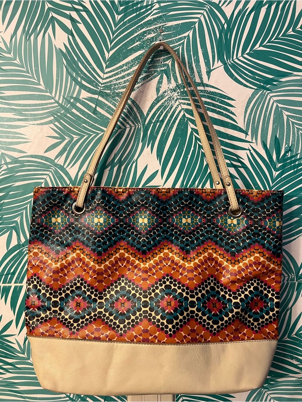 Relic Geometric Colorful Patterned Tote Bag with Cream Trim Guc